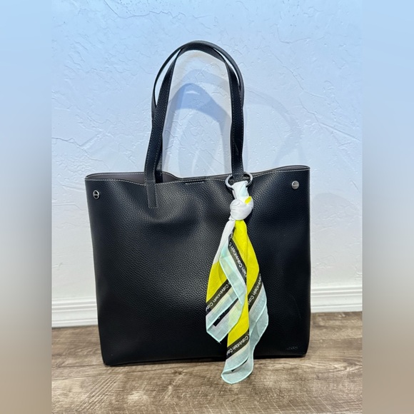 Calvin Klein Solid Black Pebbled Leather Tote Bag w/ Scarf Keychain - Picture 2 of 9